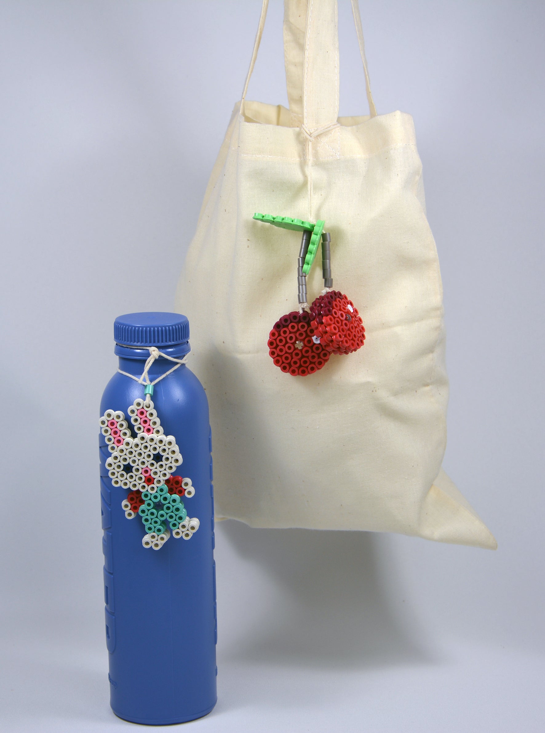 August – Taschenanhänger